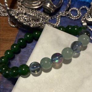 Green Jade and Iridescent Bead Stretch Bracelet - Women Jewelry